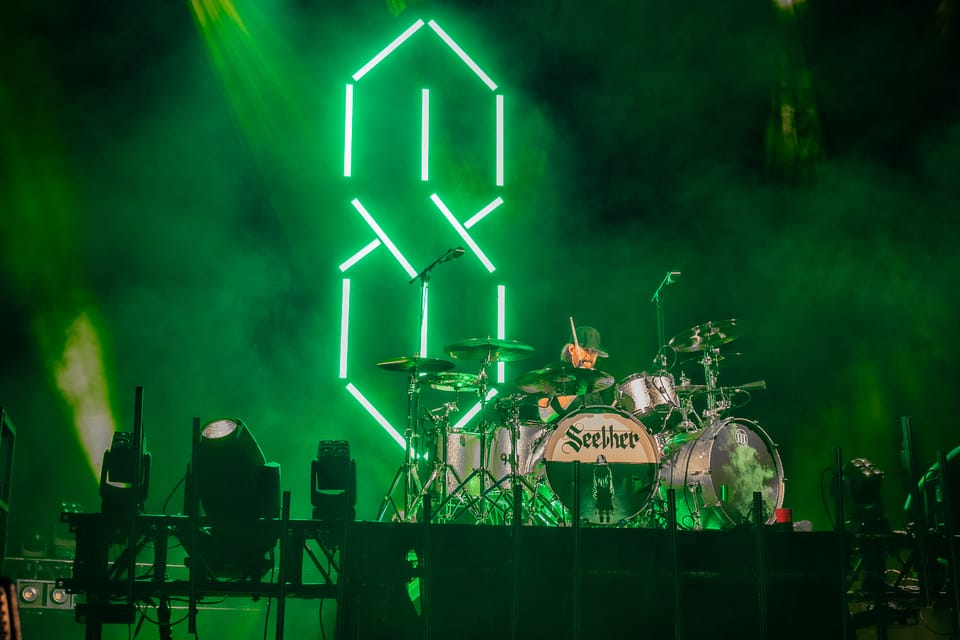 Seether and Daughtry Bring Their Tour To Rock Out In Raleigh, NC.